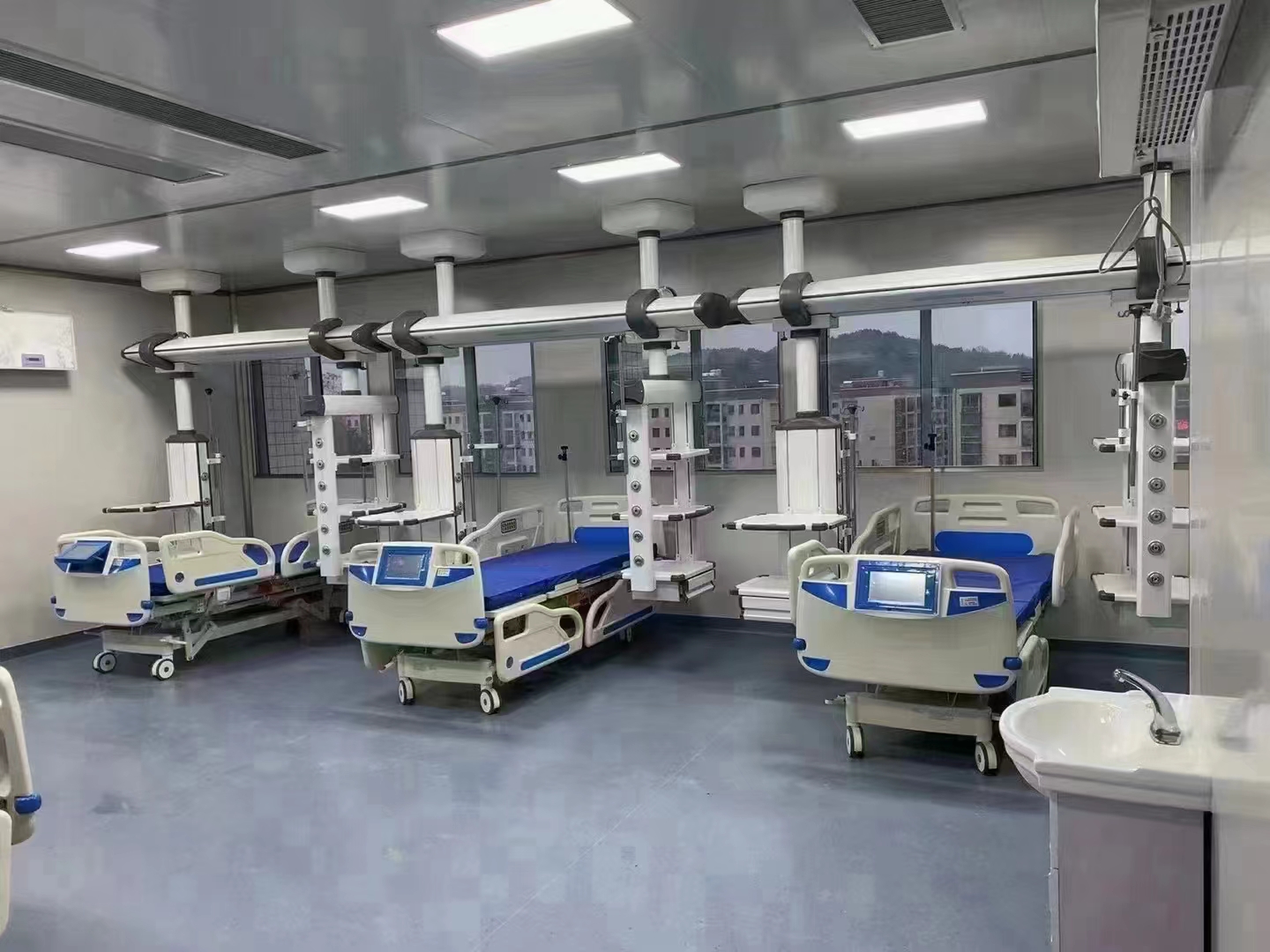 ICU clean room