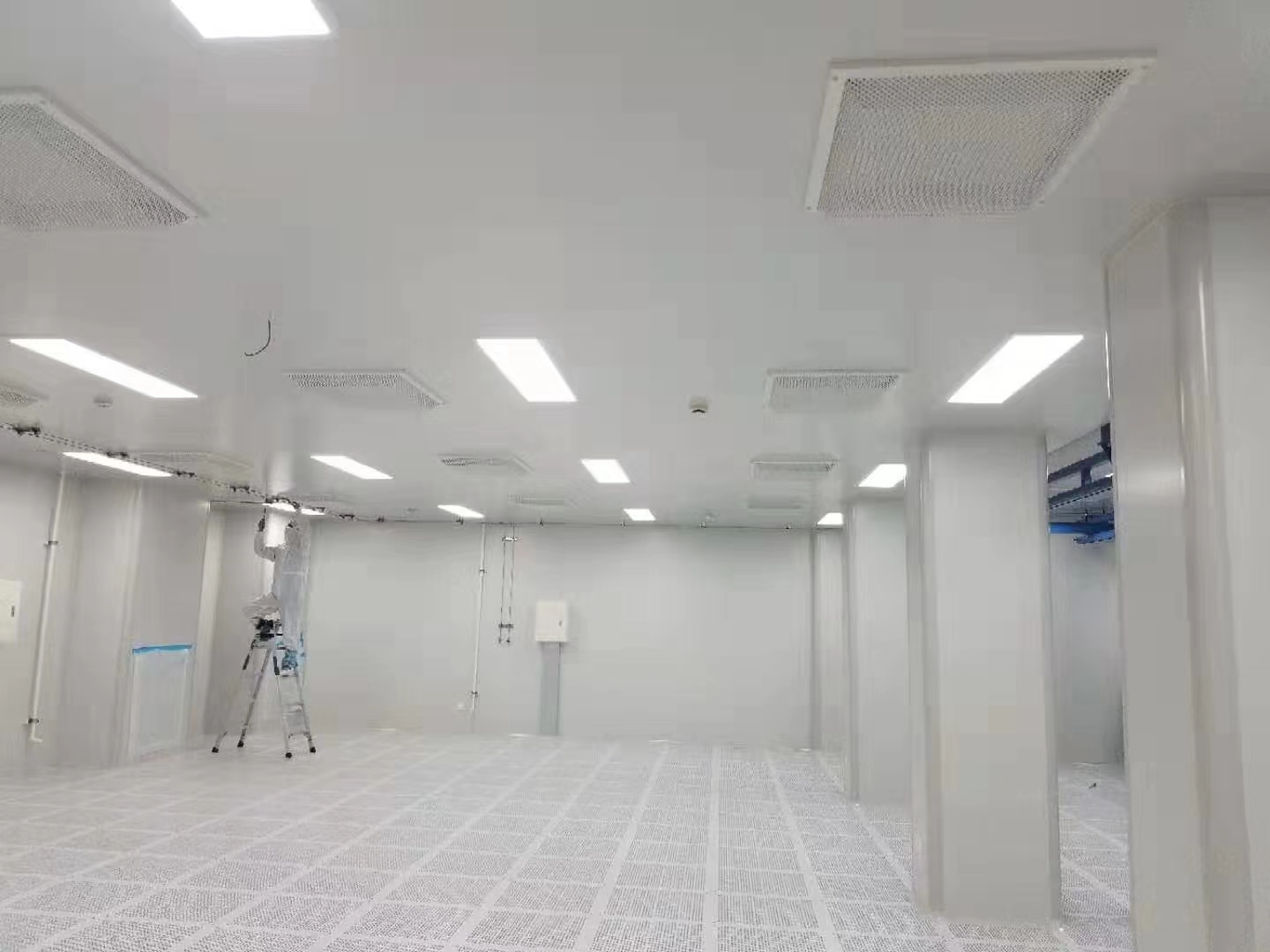 electronic cleanroom