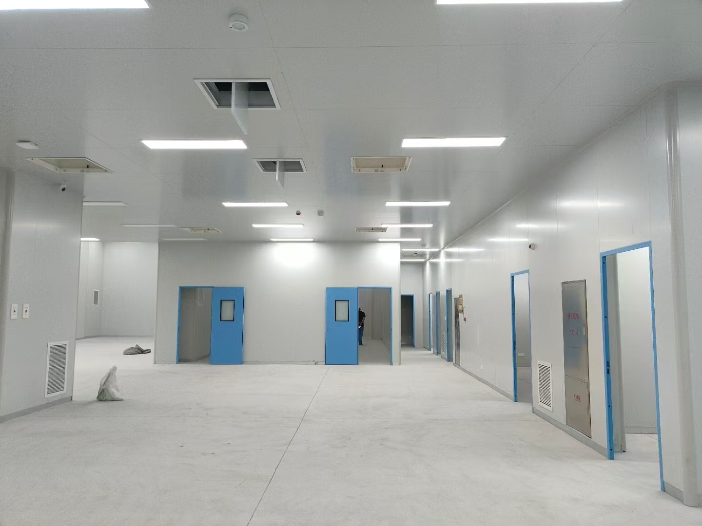cleanroom construction